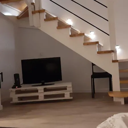 Lena - Z Prywatna Plaza I Widokiem Na Jezioro Vakantiehuis *